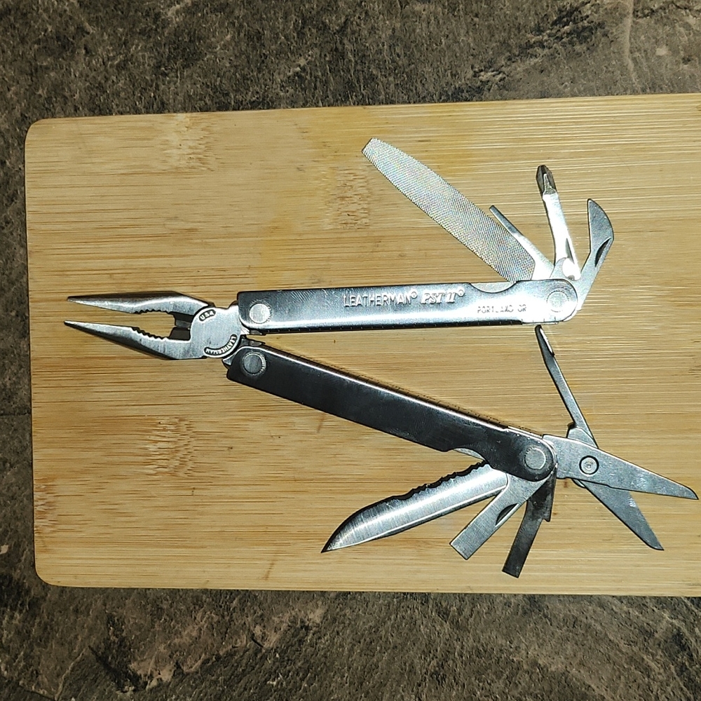Leatherman knife